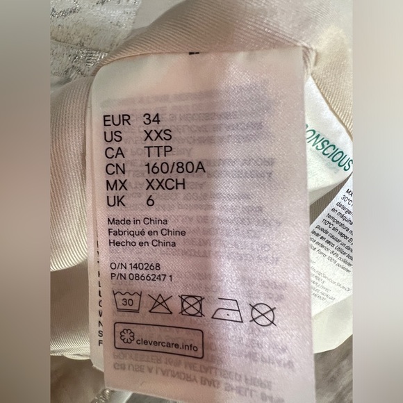 Jacquard-patterned Mini
Dress, brand H&M - Picture 9 of 16